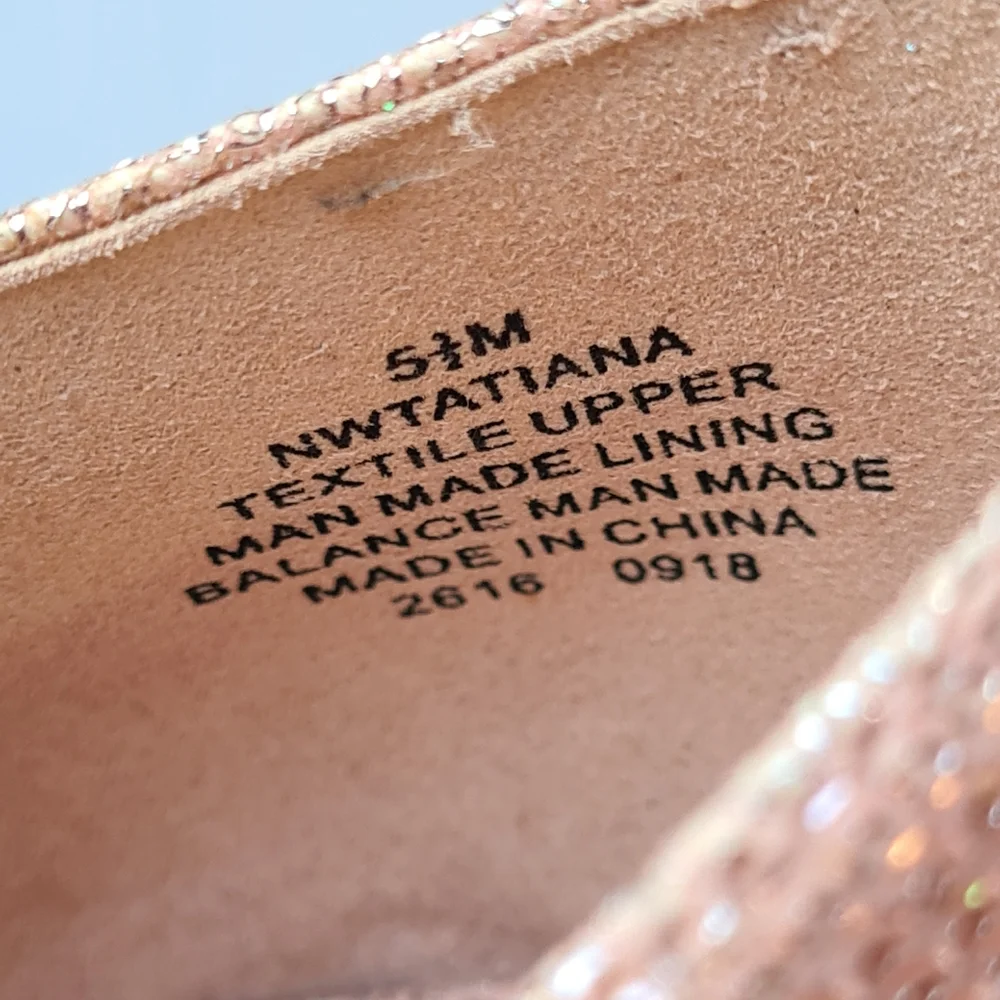 NINE WEST 5 1/2M Light Pink Metallic Shimmer TATIANA Pointed Toe Pumps - Picture 9 of 12